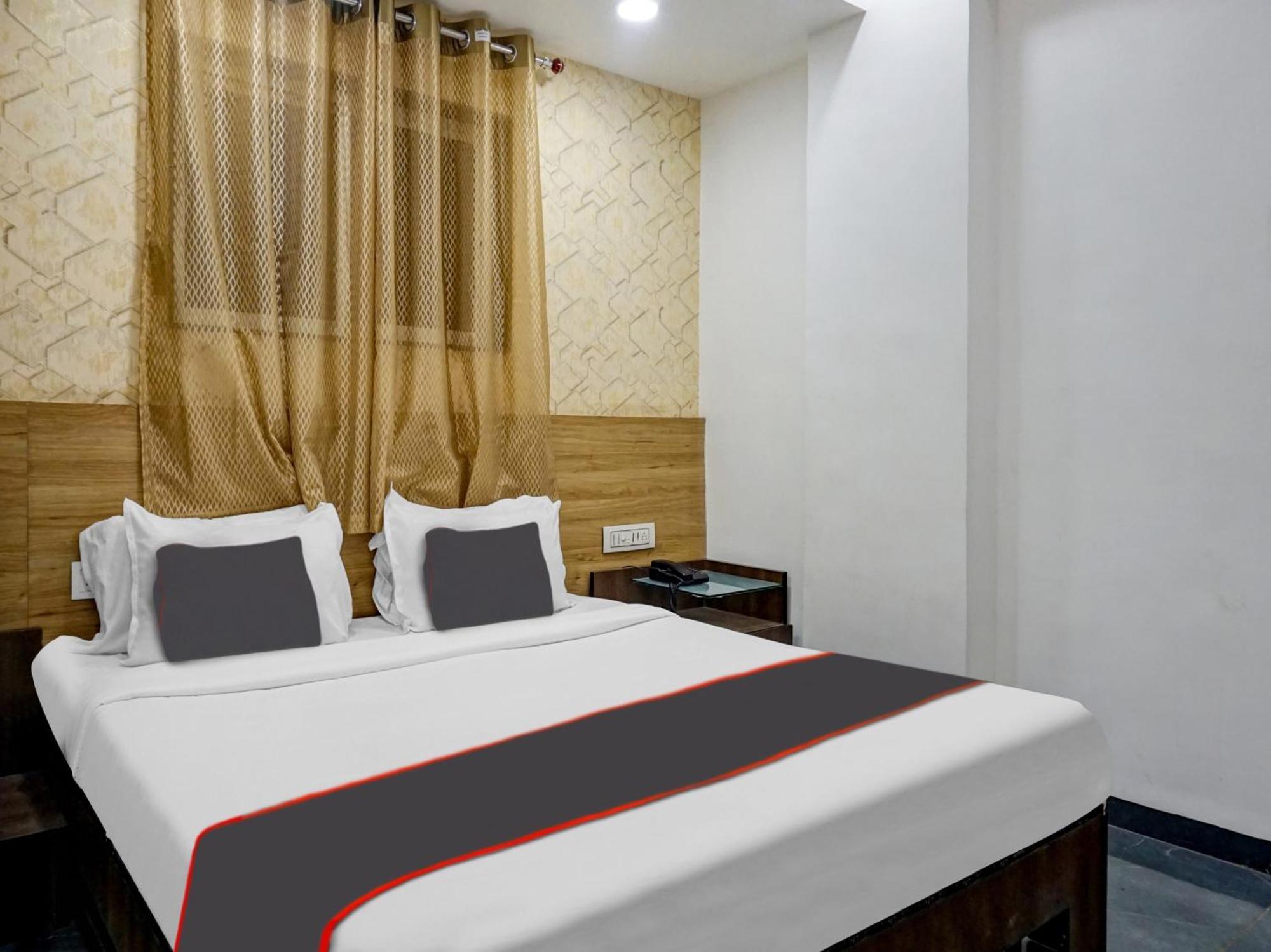 Collection O Galaxy Stay Pune Exterior foto